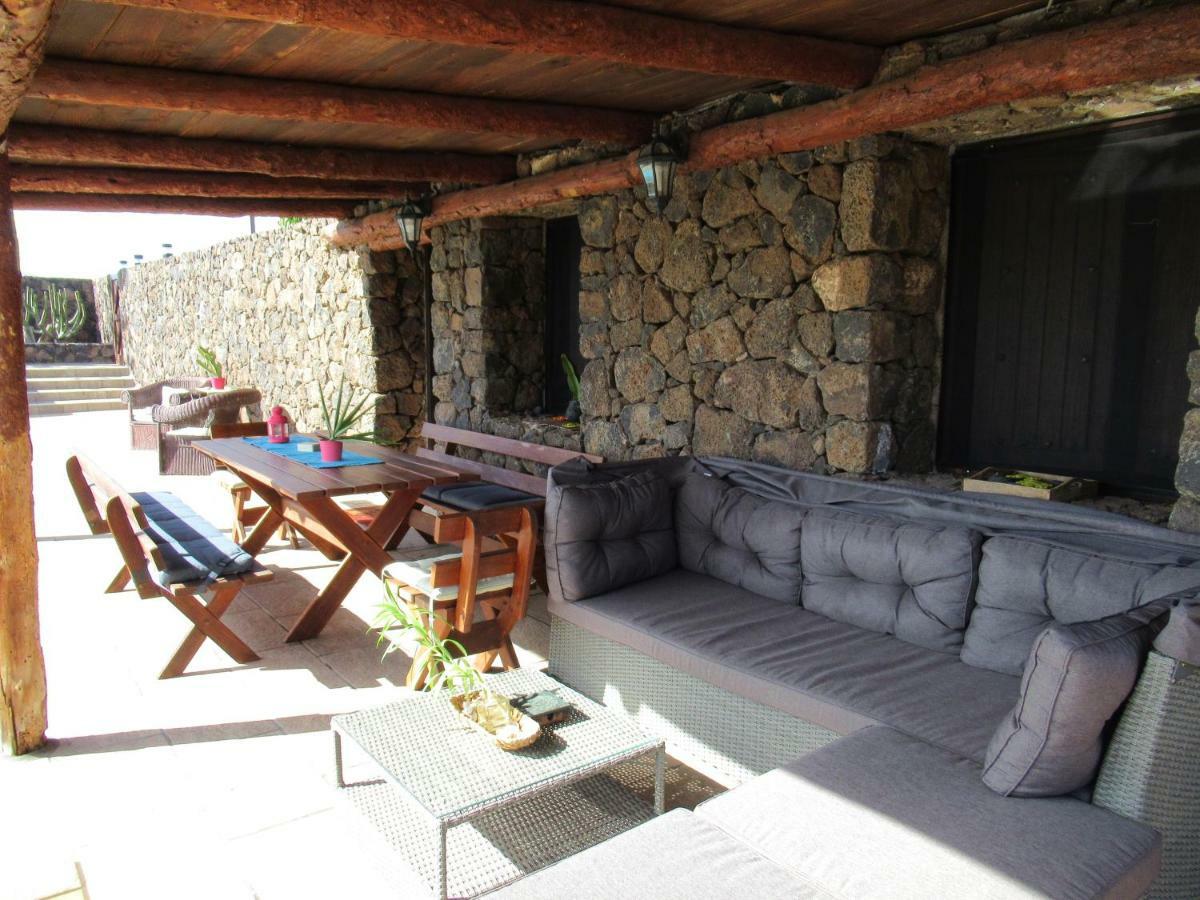 El Cercado Tías Exterior foto