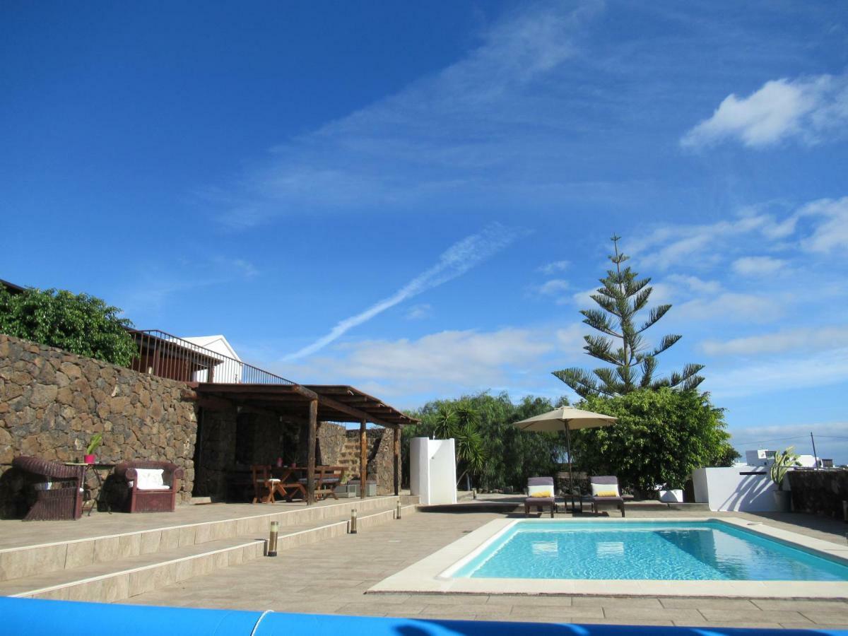 El Cercado Tías Exterior foto